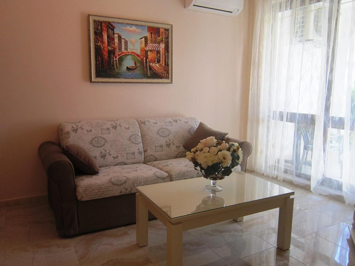 Aparthotel Artur Sveti Vlas Luaran gambar